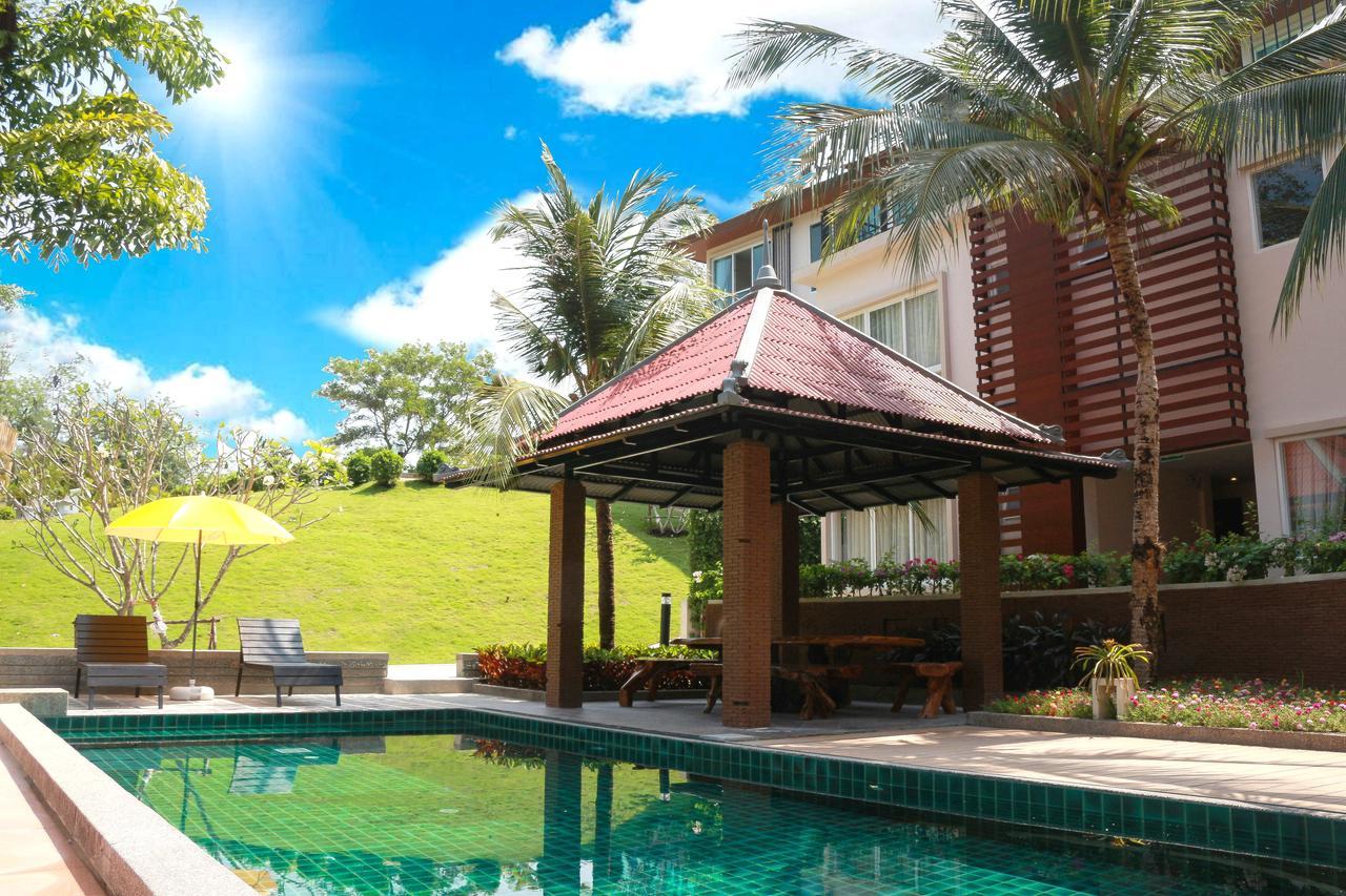 Royal Lee Resort And Spa Nai Yang Beach Exteriör bild